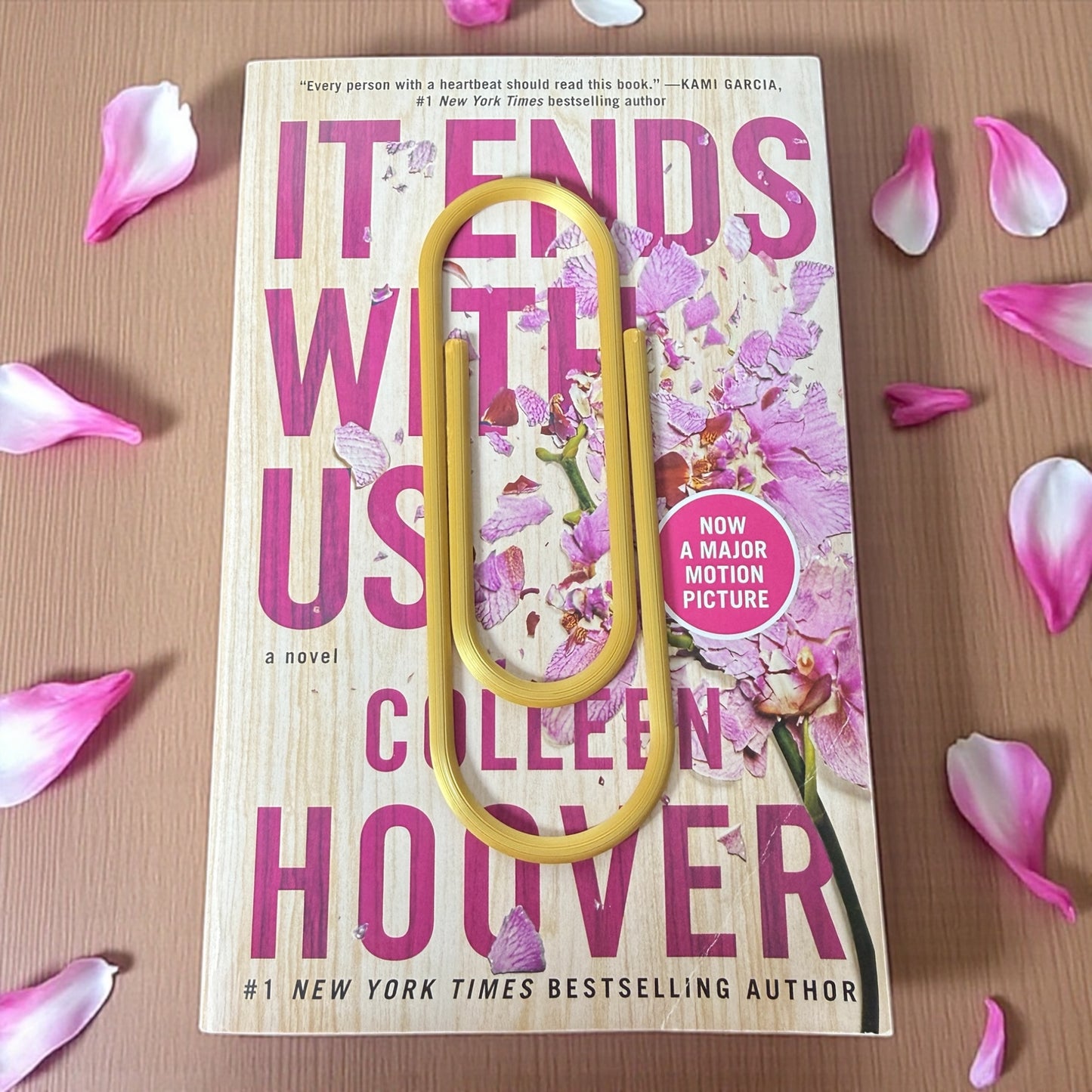 Giant Paper Clip - Rounded