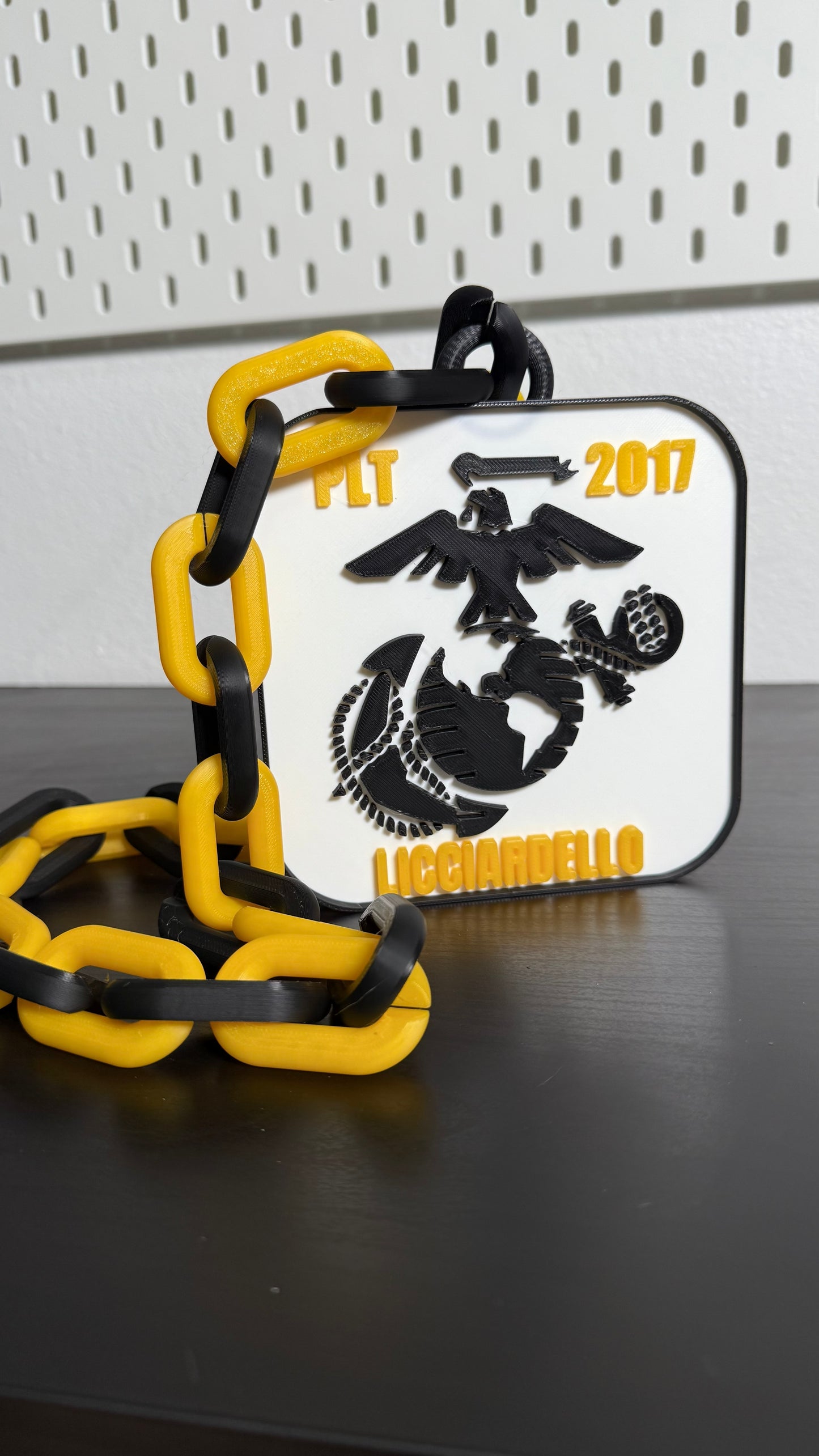 Custom 3D printed Swag Chains – oversized wearable logo or mascot necklace for schools, teams and events